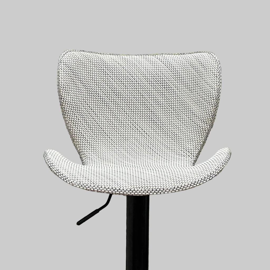 Chaise de bar Prestige Wingback — vue arrière, dossier capitonné