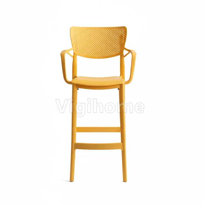 Détail accoudoirs tabouret de bar Malta plastique vierge Vigihome