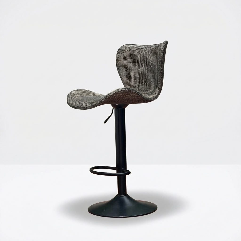 Chaise de bar Prestige Wingback — pack duo, ambiance bar Vigihome